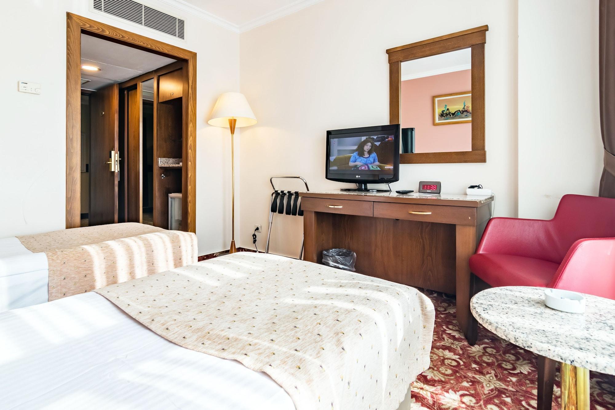 Hotel 2000 Kavaklidere Анкара Екстер'єр фото