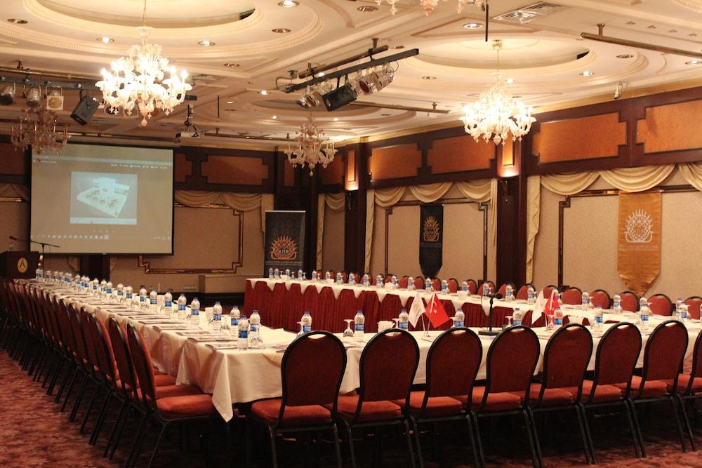 Hotel 2000 Kavaklidere Анкара Екстер'єр фото